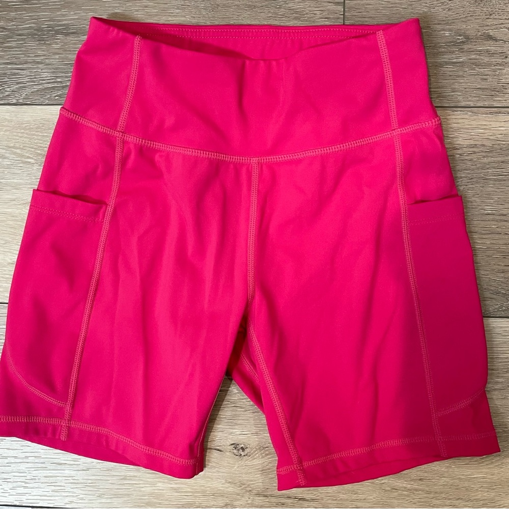 High Waisted Yoga Shorts With Pocket, Pink Size Small